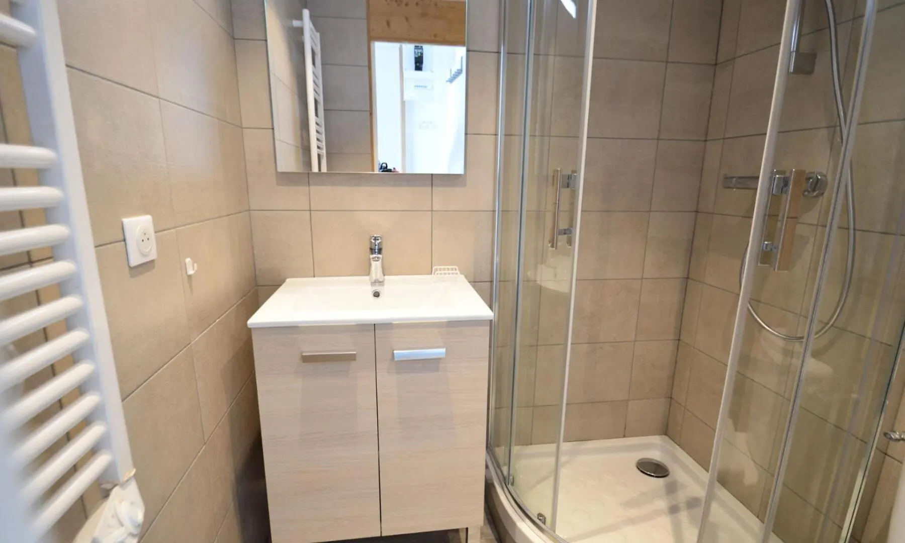 דירה סן-מרטין-דה-בלוויל Residence Caron - Appartement Lumineux Pour 3 Personnes Mae-5824